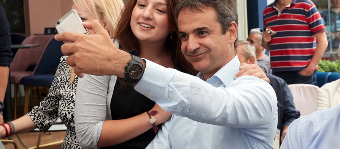 Η selfie του Κ.Μητσοτάκη στο πιλοτήριο μετά την επιστροφή του από Κίνα (φώτο)